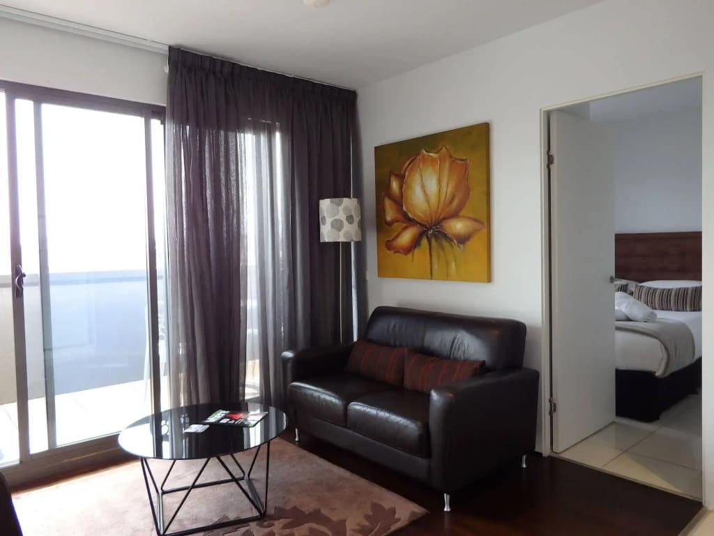 Hiigh Apartments - photo 2
