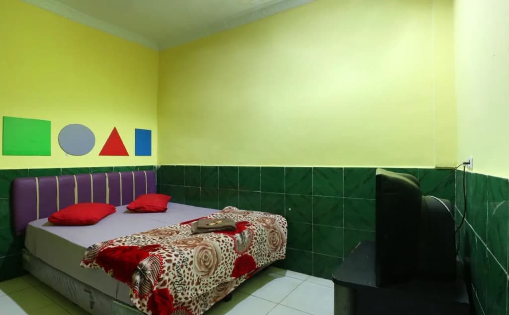 Hotel Ellysta - photo 3