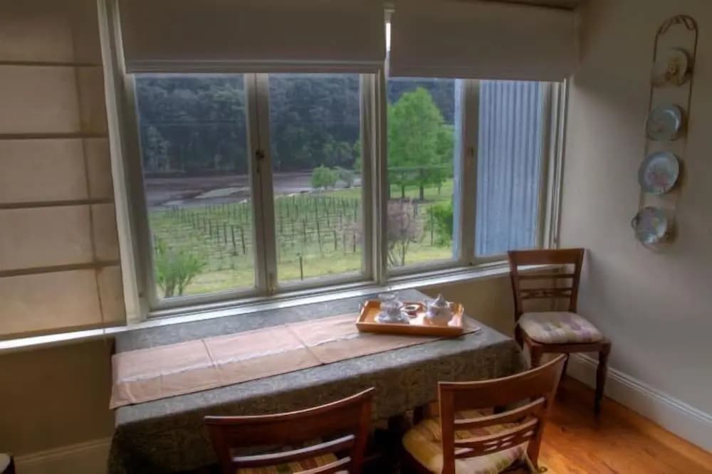 Tizzana Winery Bed & Breakfast - photo 7