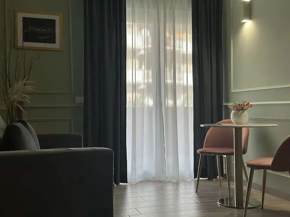 NLM Boutique Suites - photo 2