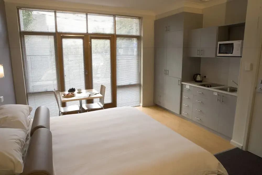Easystay Studio Apartments - photo 7