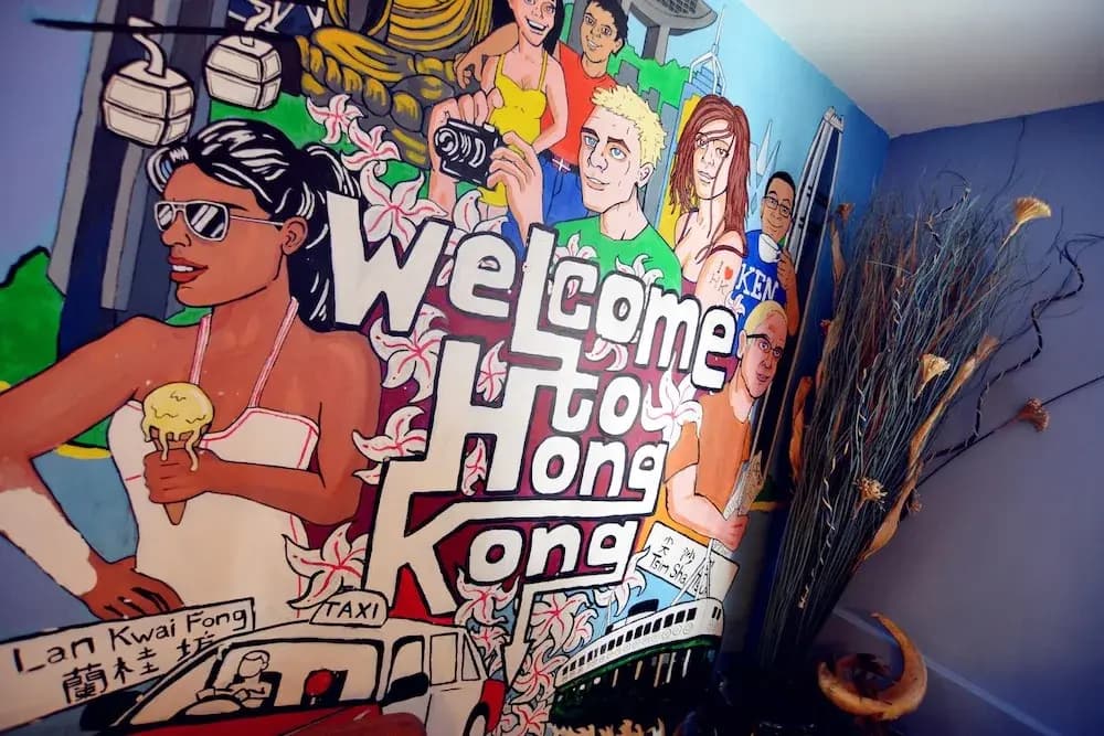 Hong Kong Inn - photo 13