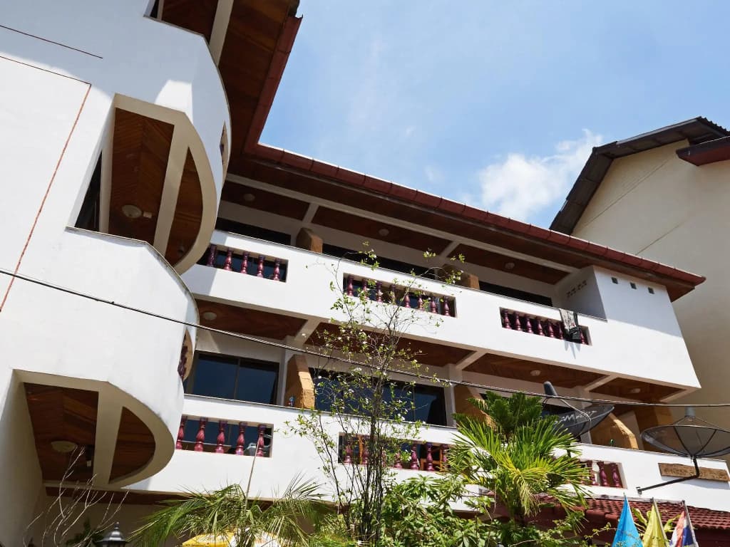 Waree's Guesthouse - photo 17