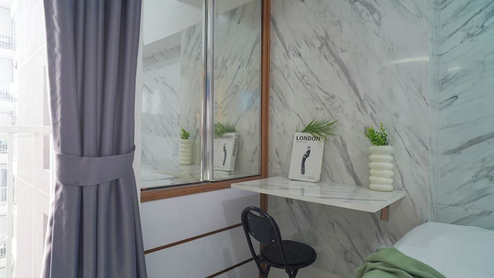 Classic Modern Studio At Apartment Tokyo Riverside Pik 2 - photo 3