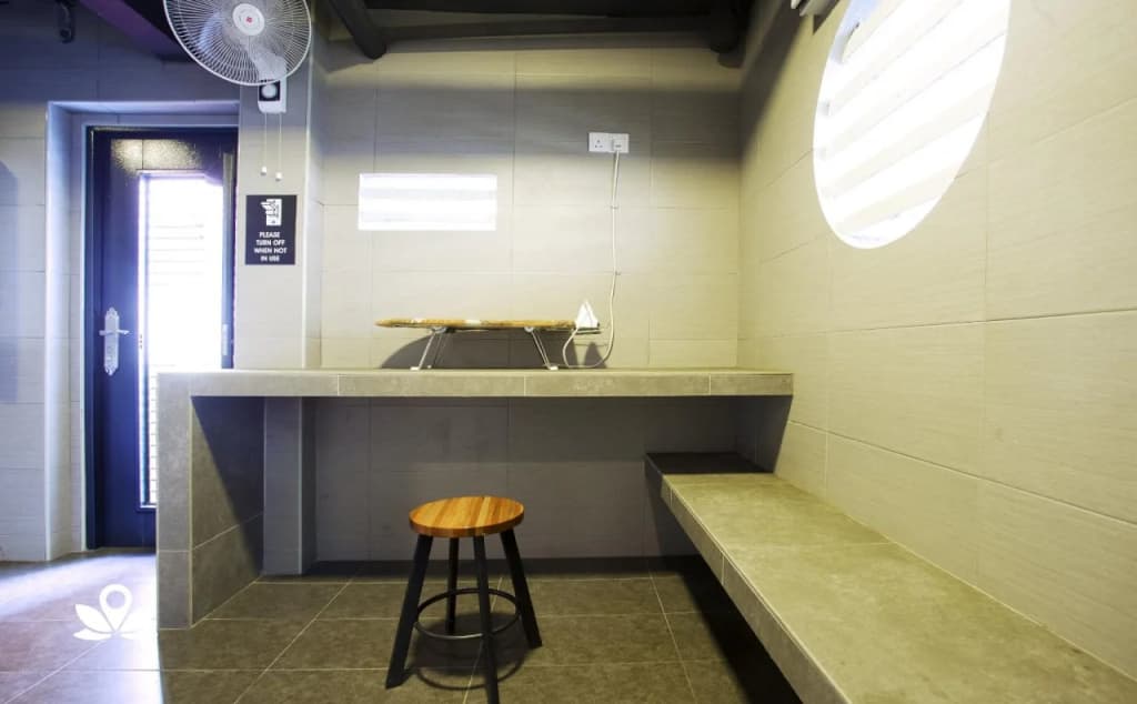 Capsule Town Hotel - photo 3