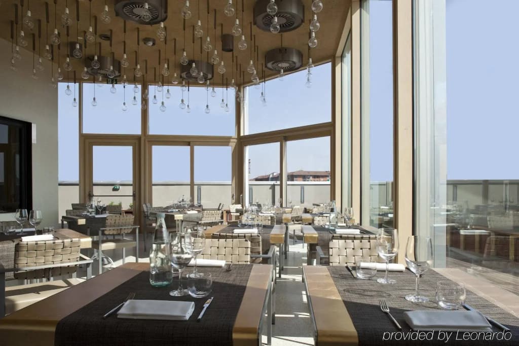 NU Hotel - photo 16
