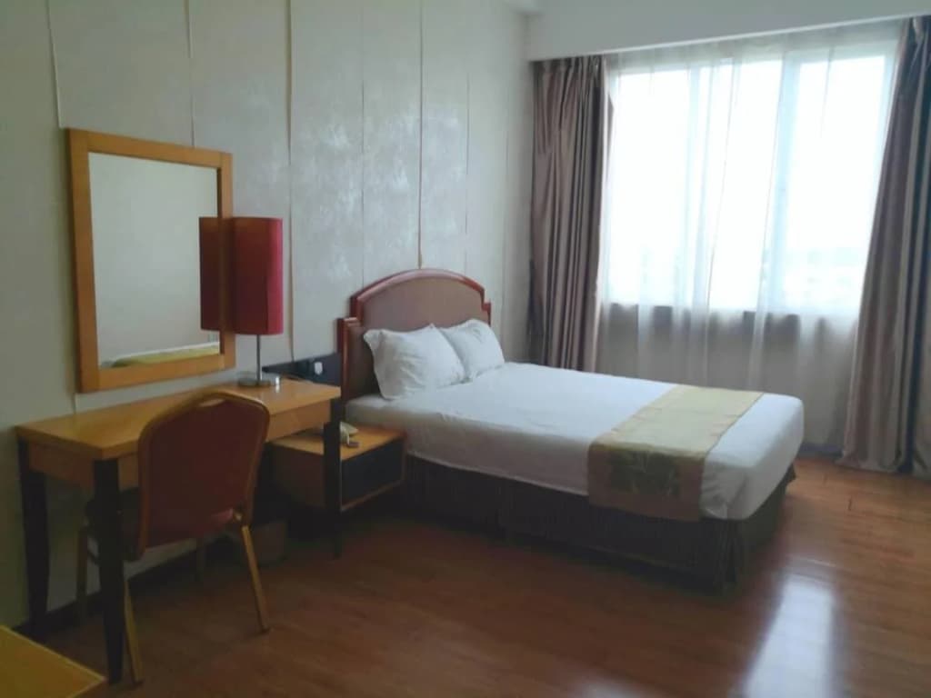Kemena Hotel - photo 6
