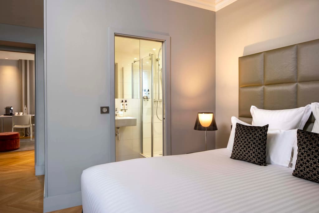First Hotel Paris Tour Eiffel - photo 5