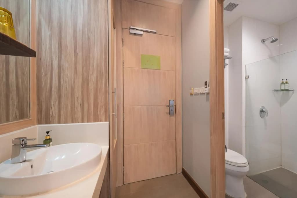iCheck inn Gems Center Silom - photo 9