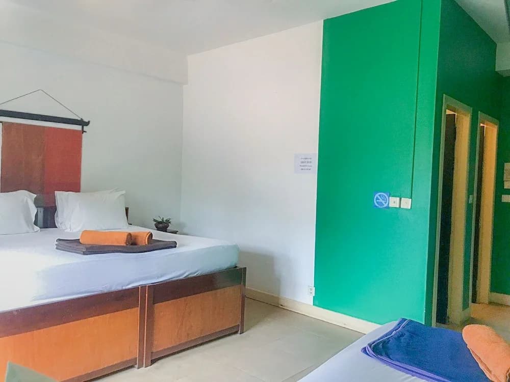 G&Z Plan B Hostel - photo 2