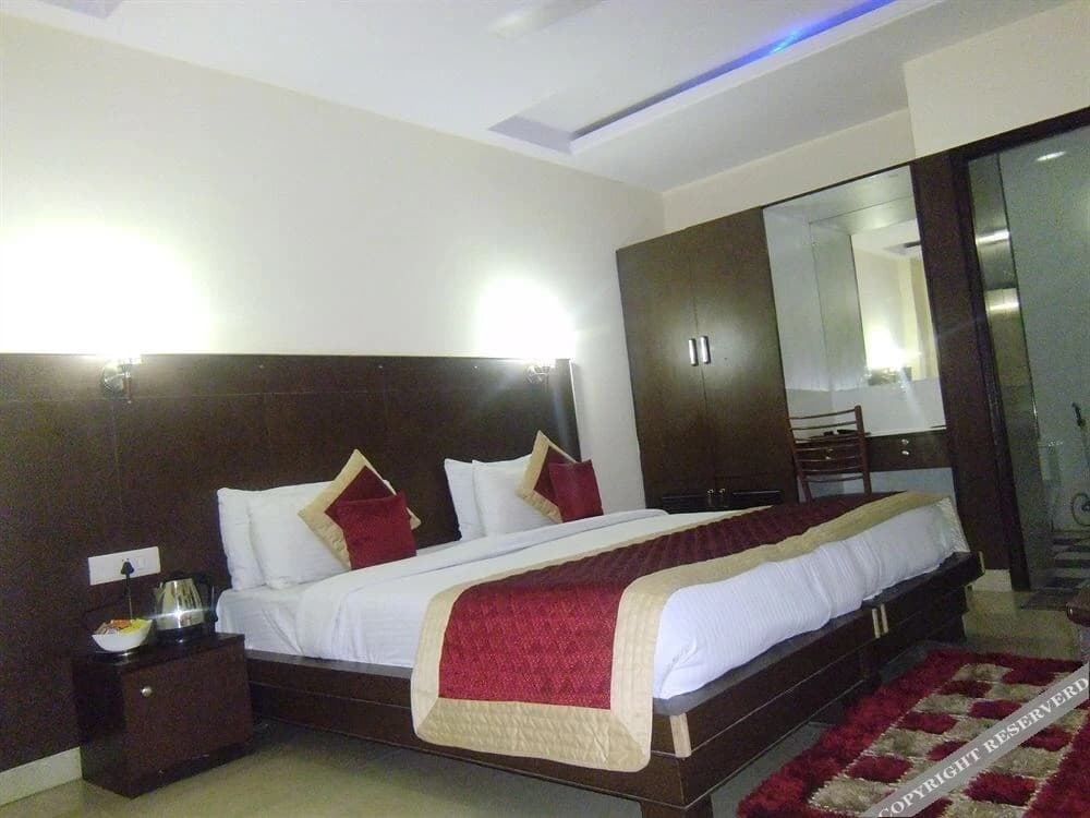 Airport Hotel Breeze - photo 2