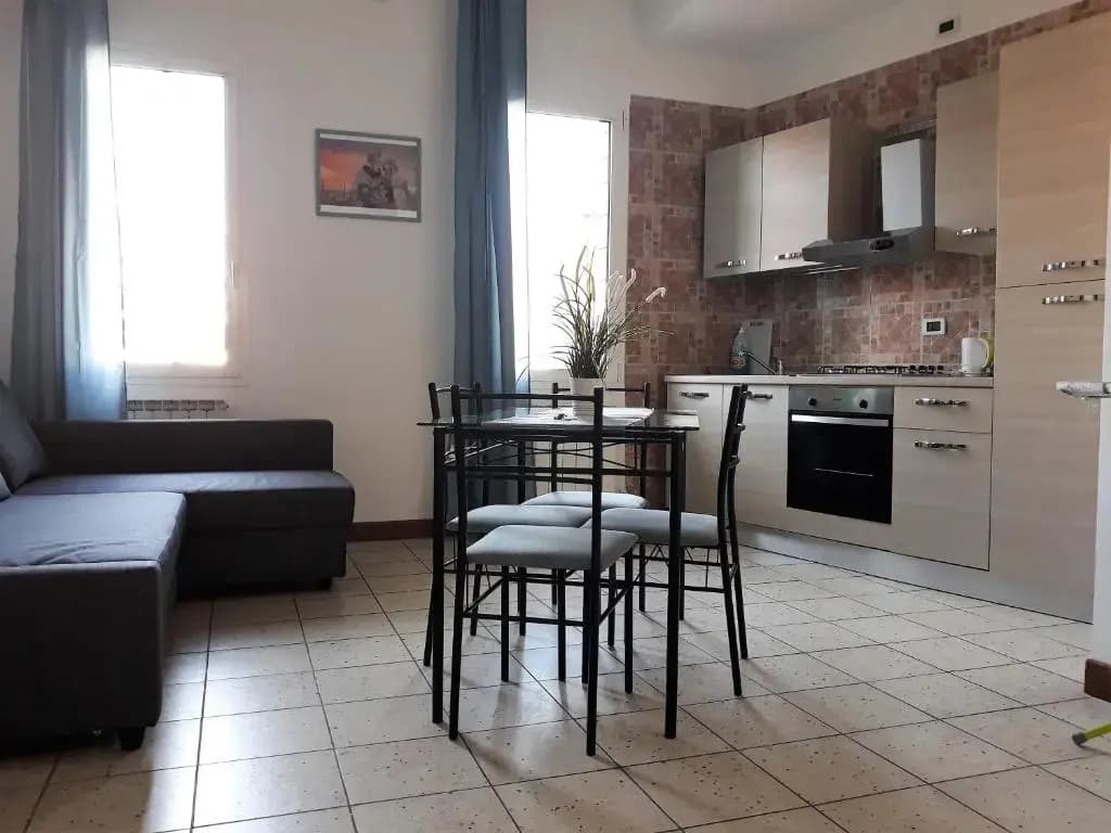 Central Apartment - photo 9