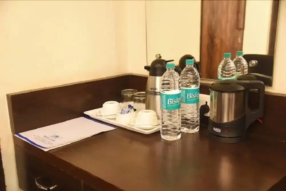 Hotel Hans Jasola - photo 11