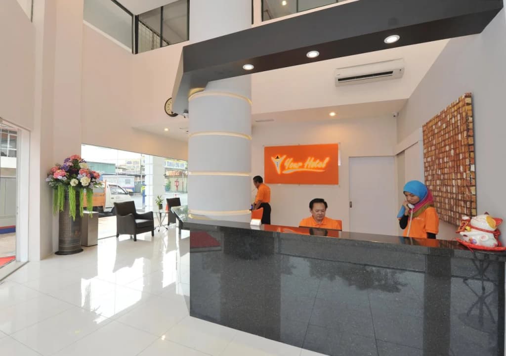Your Hotel - photo 2