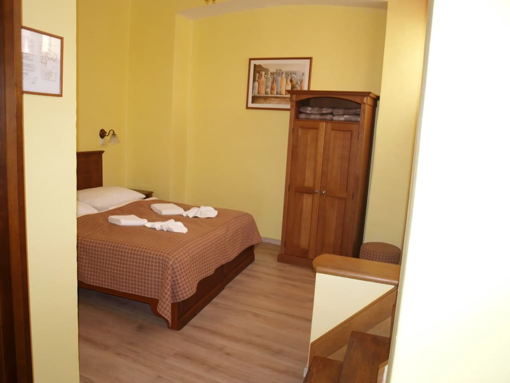 Hotel King George - photo 2
