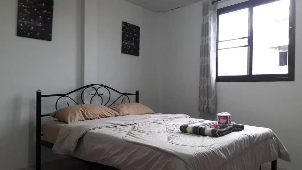 D & N hostel - photo 5