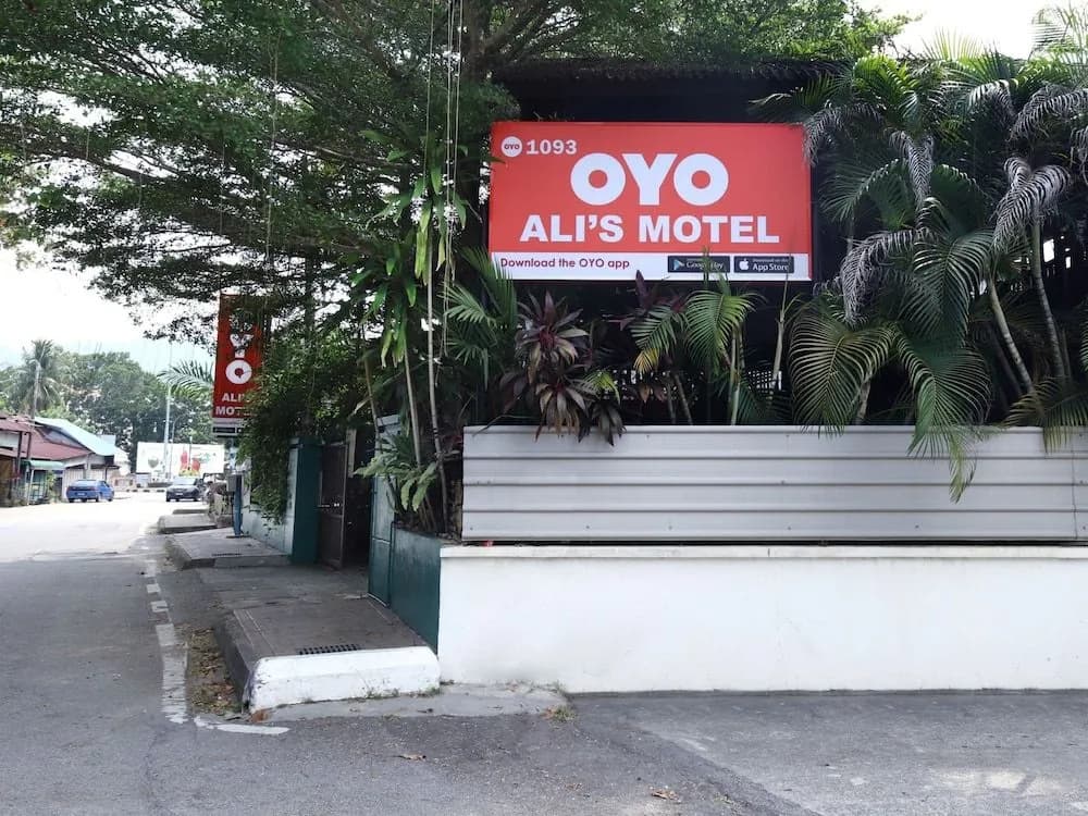 OYO 1093 Ali's Motel - photo 14