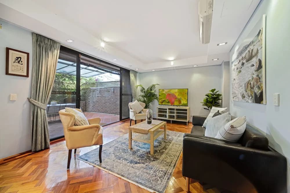Terrace Living in the Heart of Sydney - photo 13
