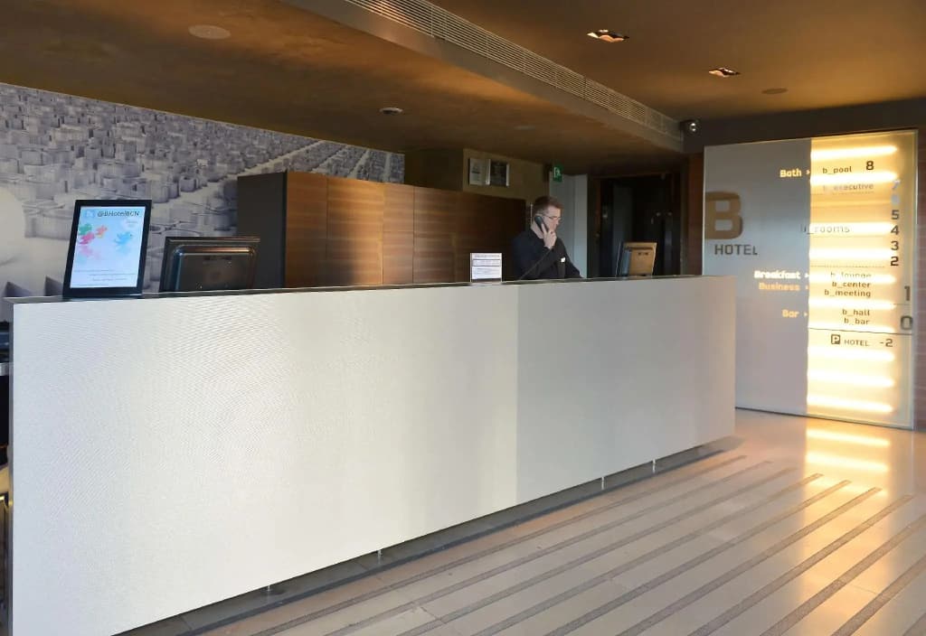 B-Hotel - photo 2