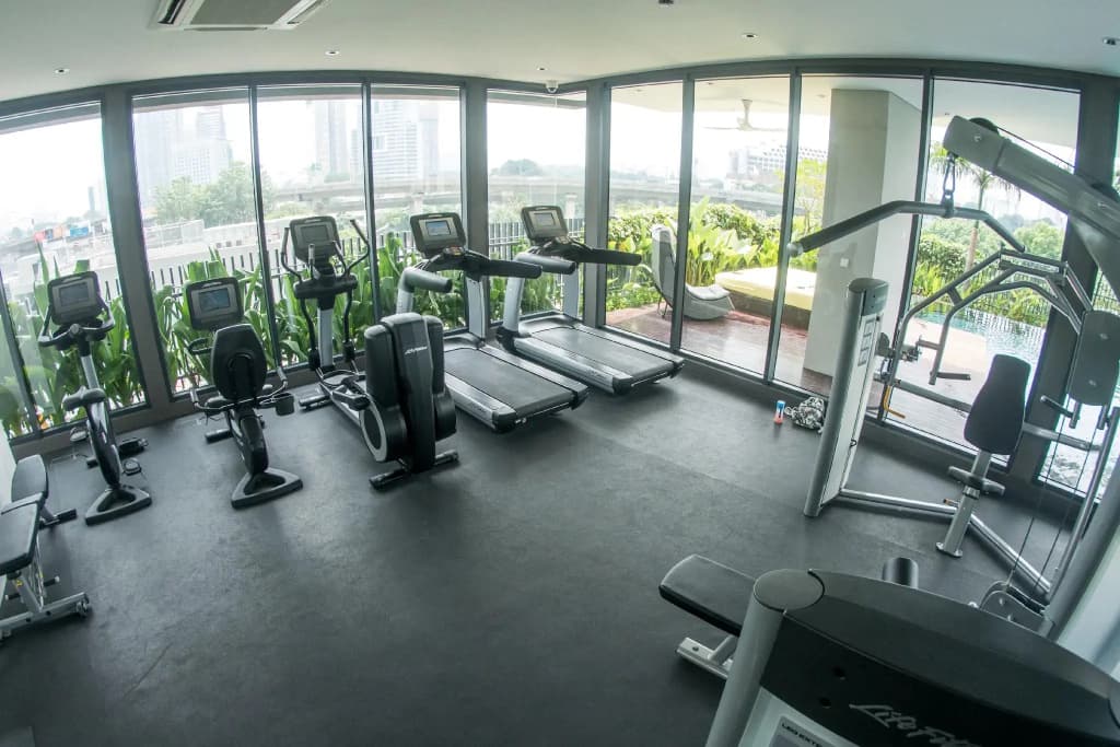 Three 28 Tun Razak by Widebed - photo 2