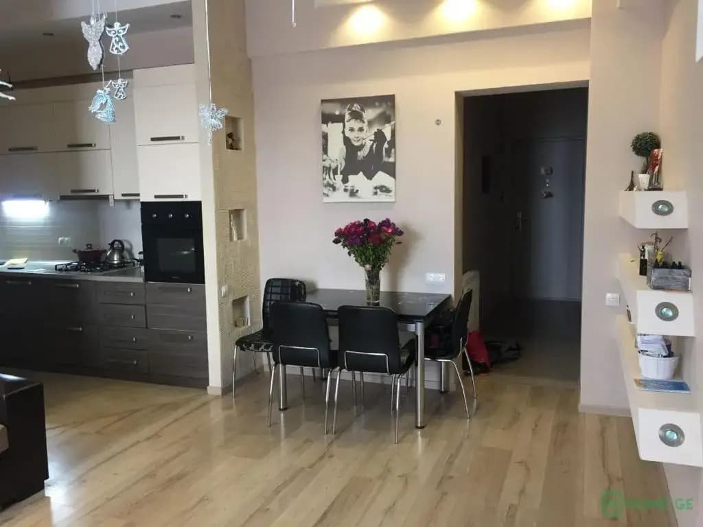 2 bedroom home - main photo