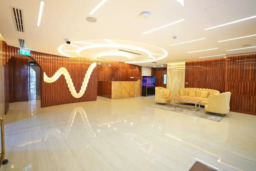 Manchester Plaza Hotel - photo 13