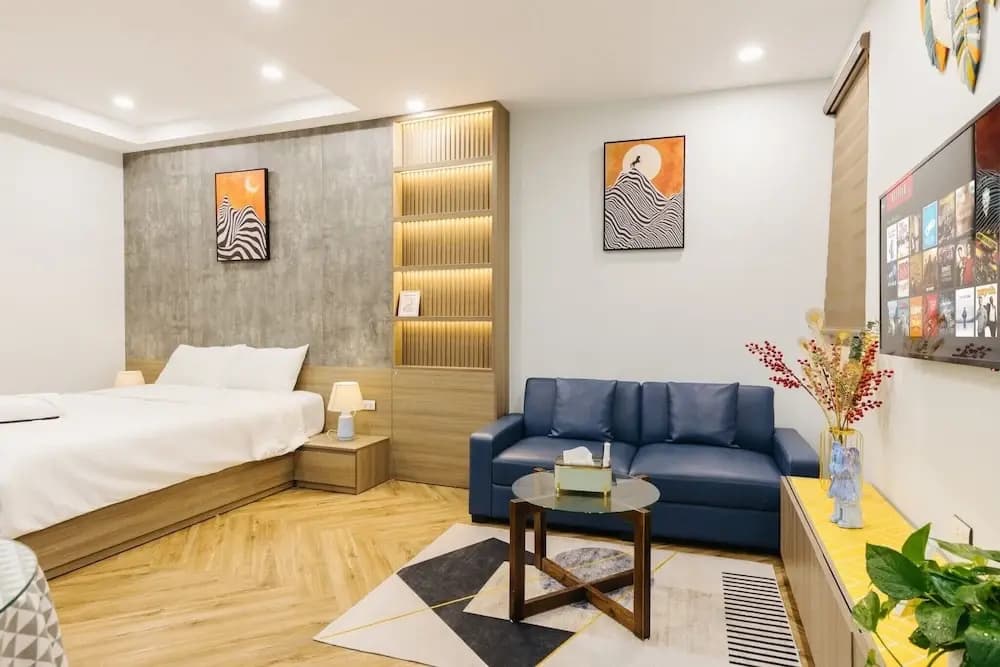 Westlake Emerald Suites - photo 15