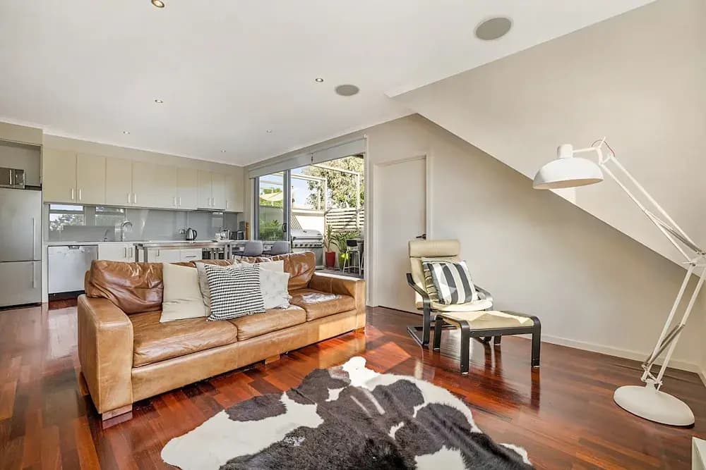 Stunning 2-bed Unit With BBQ Patio Near Dining - photo 7