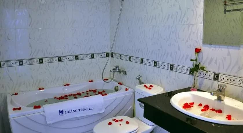 Hoang Tung Hotel - photo 7