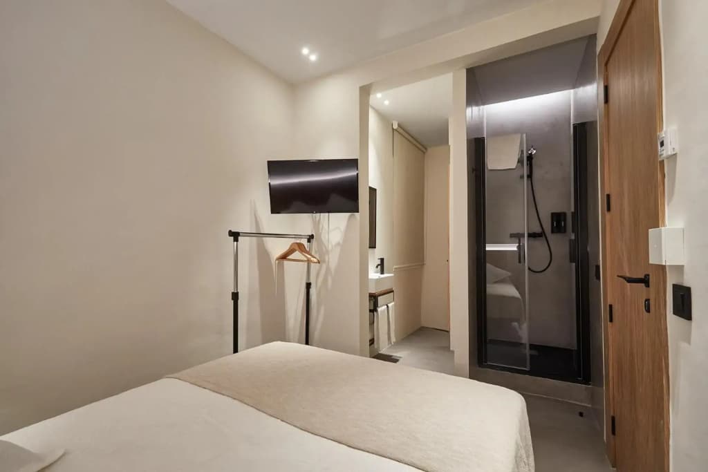 Ella Hostel Ramblas - photo 3