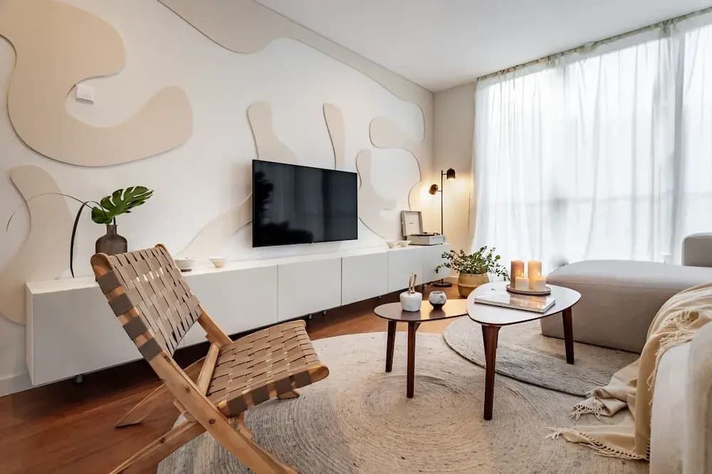 Java - 3 Bedroom and Shared Pool in Almagro - photo 2