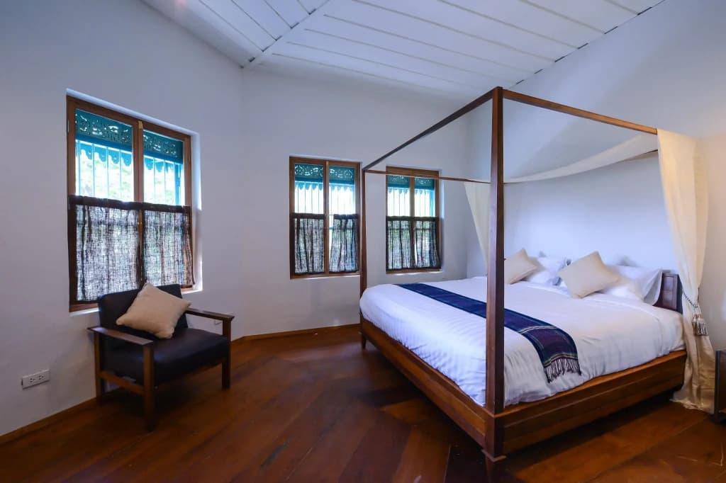 Neighbor Phuthon - photo 4