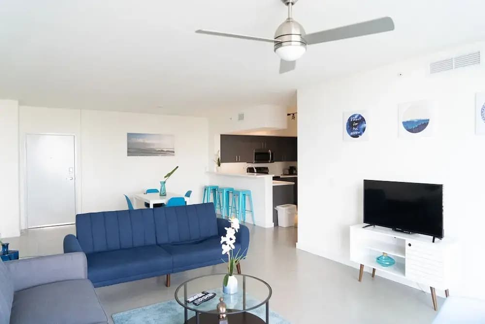 The Outpost Miami Apartments - photo 9