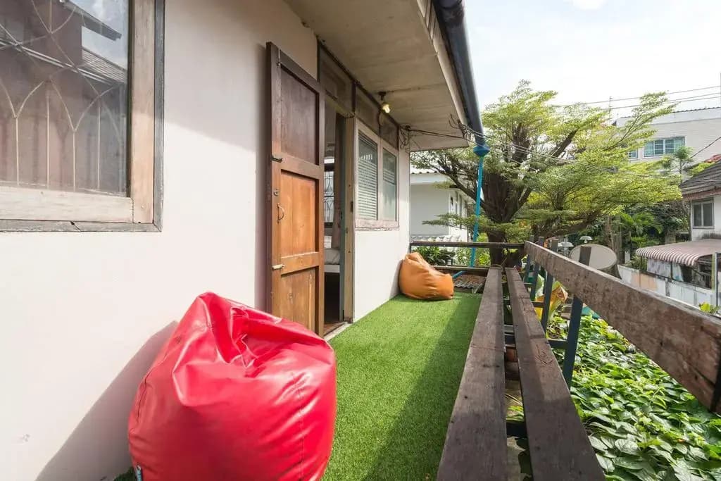 Sud Soi Guesthouse - photo 11