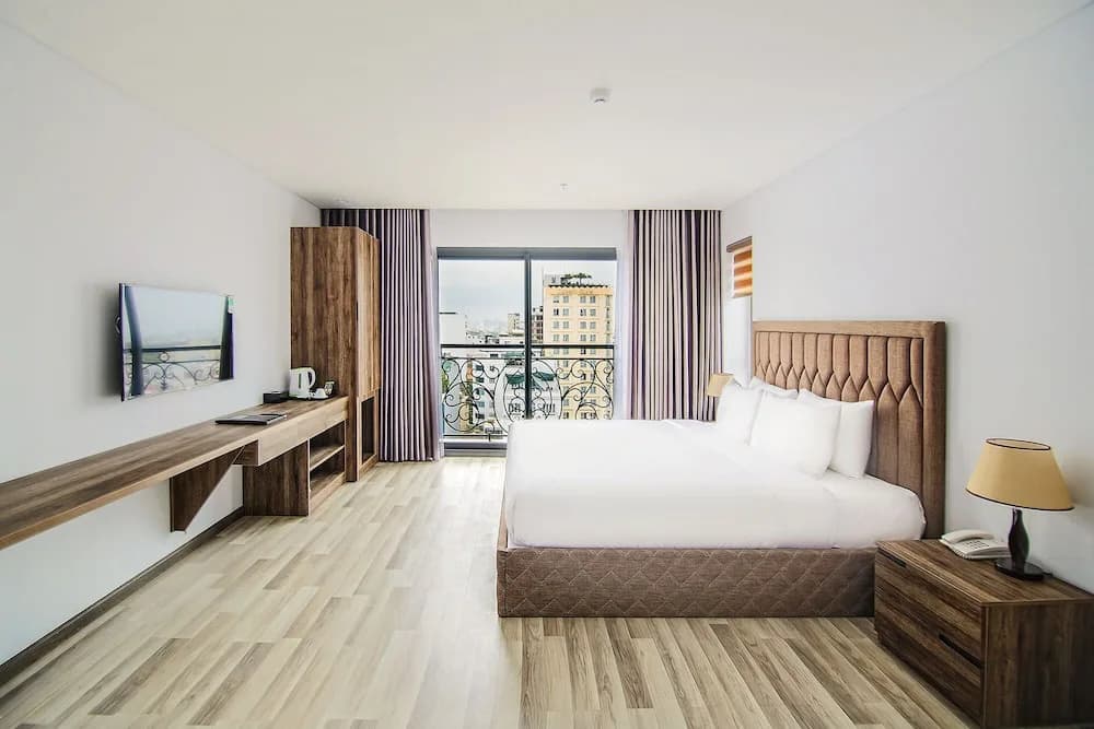 Sea Light Hotel Da Nang - photo 3