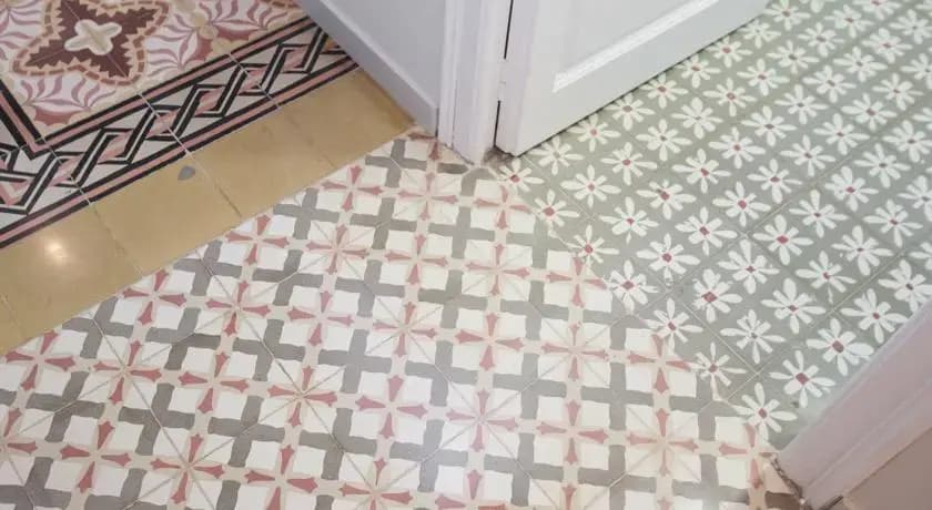 Two Sisters Apartments - photo 11