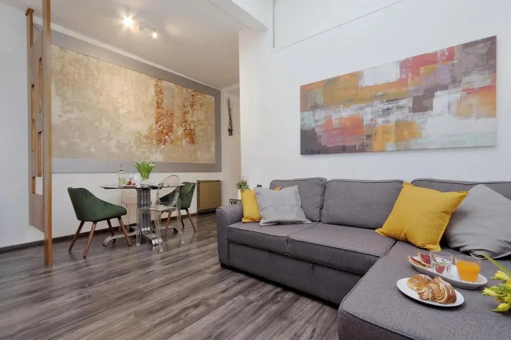 Urbana Apartment - photo 6