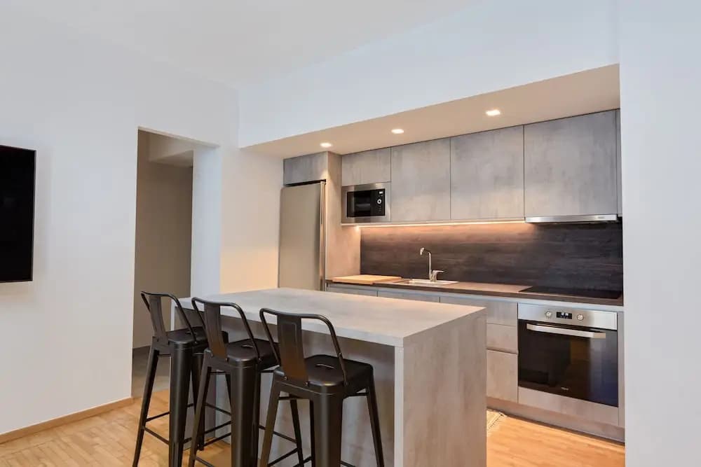 Athenian Stylish Living - photo 13