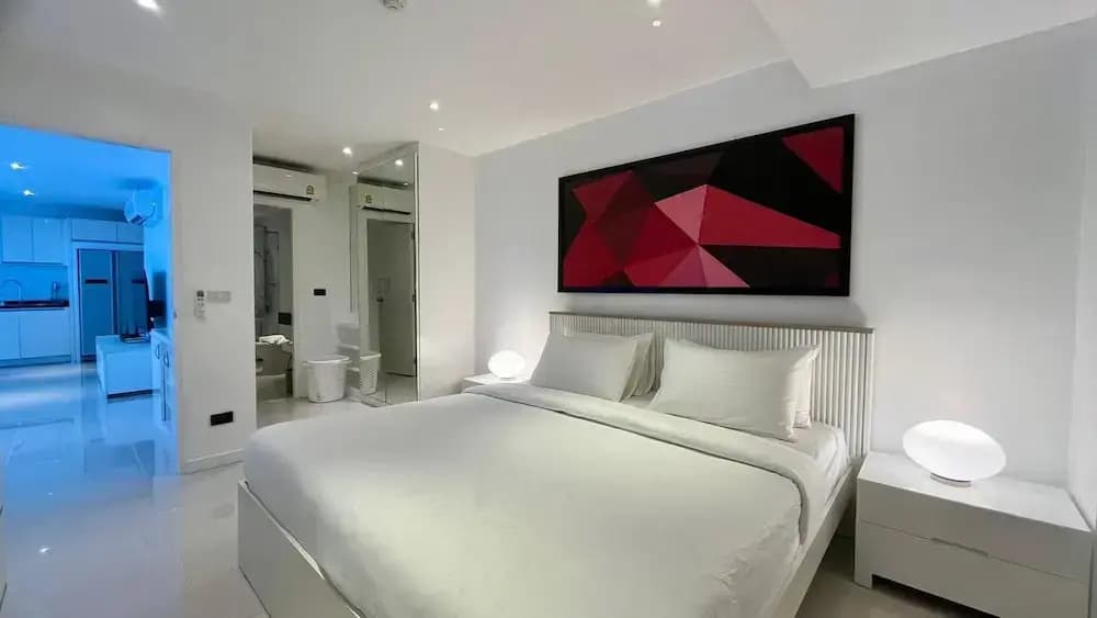 B12 - 2 Bedroom Condo With Pool Access, Karon Beach - photo 7