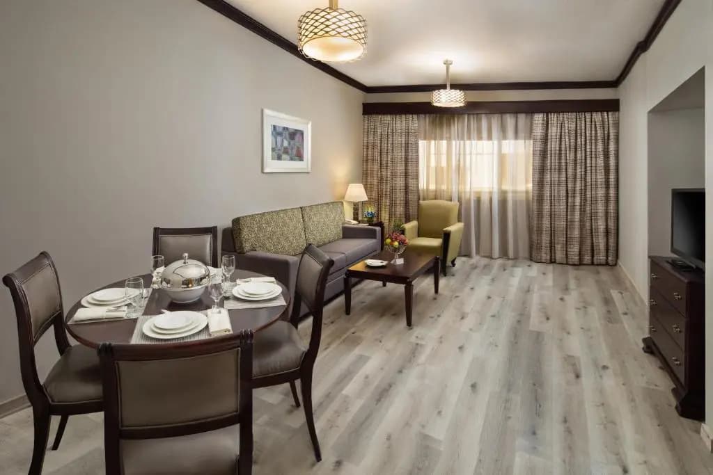 Savoy Crest Hotel Apartments - photo 26