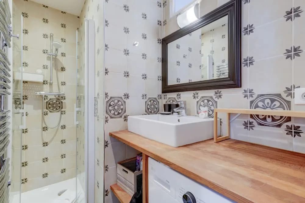Athos I Stylish 1BR Home on the Rive Gauche - photo 6