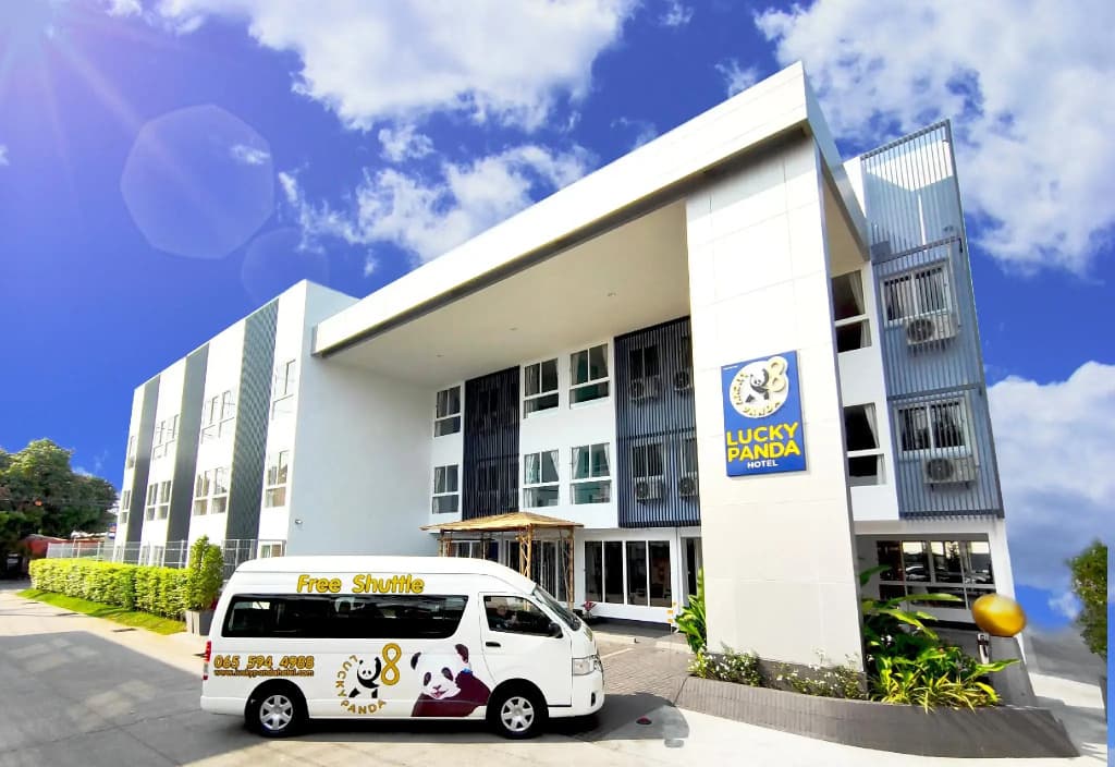 Lucky Panda Hotel - main photo