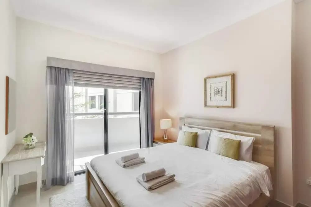 Spacious & Bright Apt In Marina, Sleep 6! - main photo