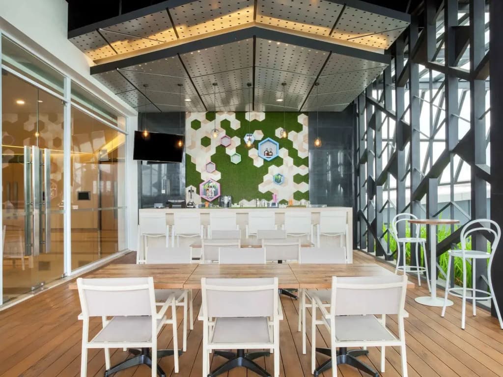 Ibis Styles Jakarta Sunter - photo 8