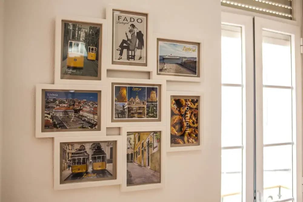 Cool Lisbon Apartment - photo 11