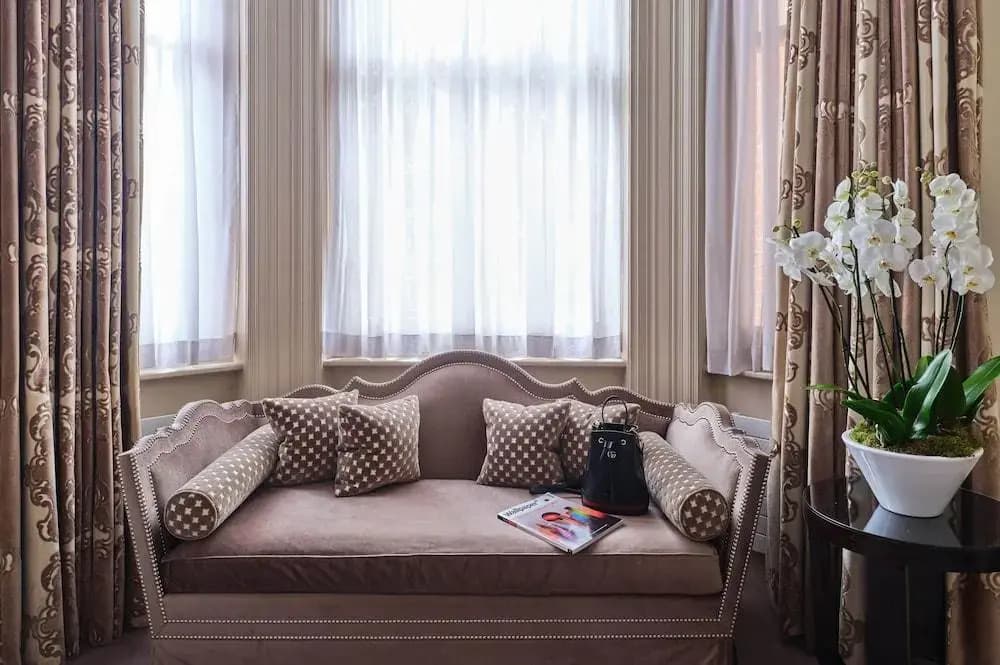 Sloane Club Hotel - photo 3