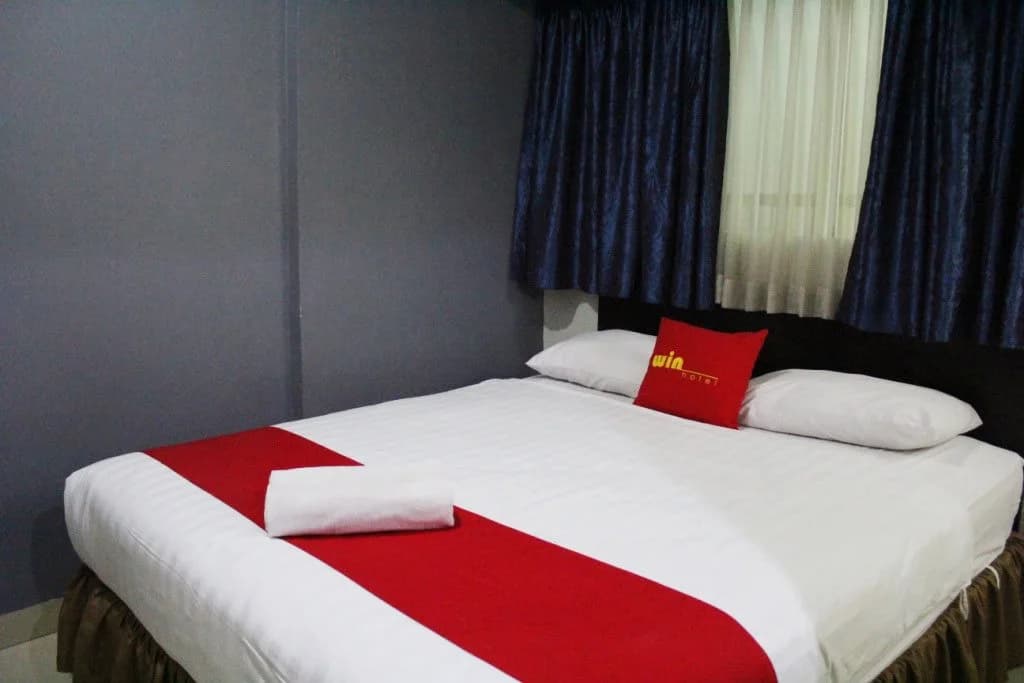 Win Hotel Blok M - photo 4