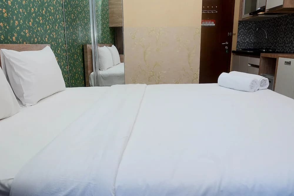 Gorgeous and Strategic Studio Apartment at Capitol Park Residence - photo 2