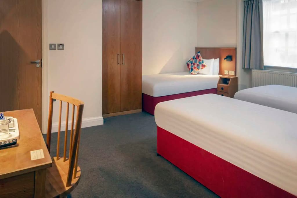 Queensway Hotel Sure Hotel Collection By Best Western - photo 47