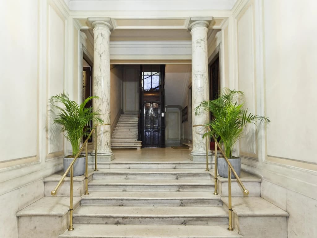 Vanity Hotel - photo 14